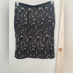 Talbots Black / Cream Pencil Skirt Sz. 4